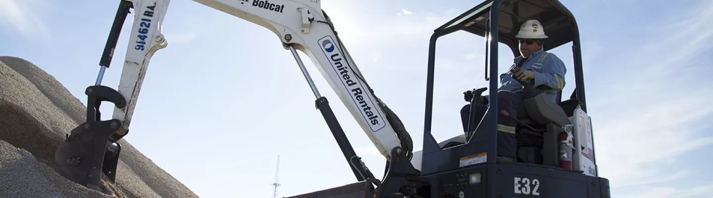 What Is A Mini Excavator Good For United Rentals