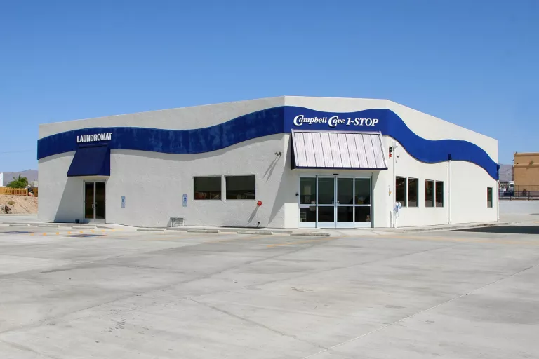 Campbells Cove Store