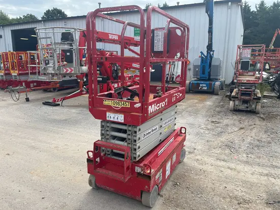 2019 MEC MICRO 19 Scissor Lift