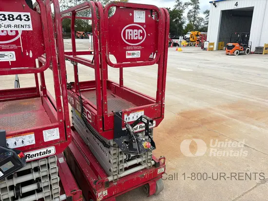 2018 MEC MICRO 19 Scissor Lift