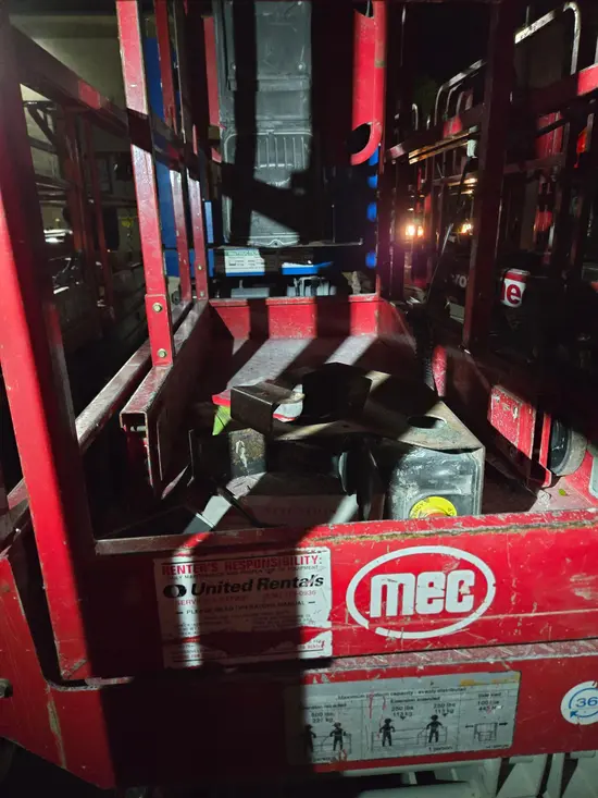 2019 MEC MICRO 19 Scissor Lift