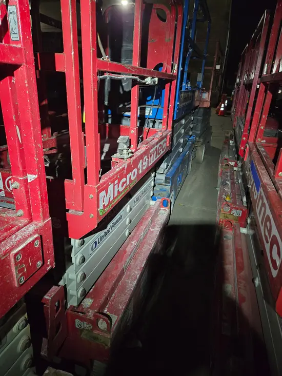 2019 MEC MICRO 19 Scissor Lift