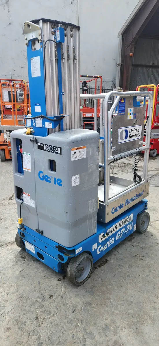 2018 Genie GR-20 Self-Propelled One-Person Lift