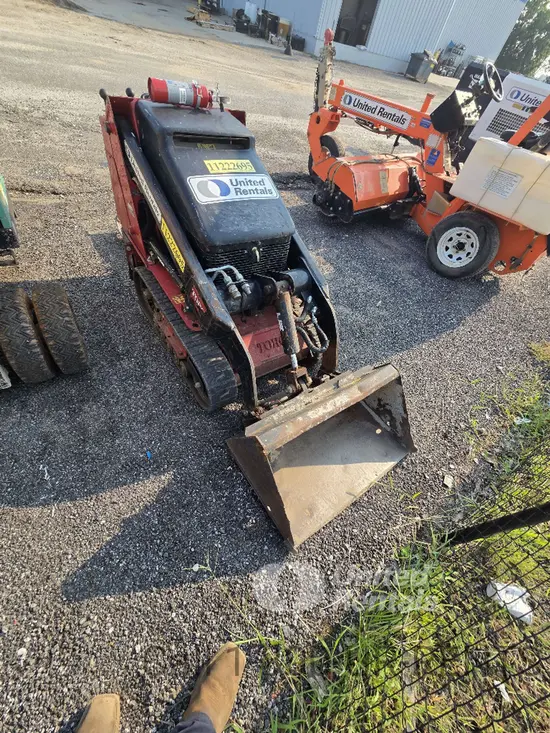 2021 Toro TX525 Track Loader