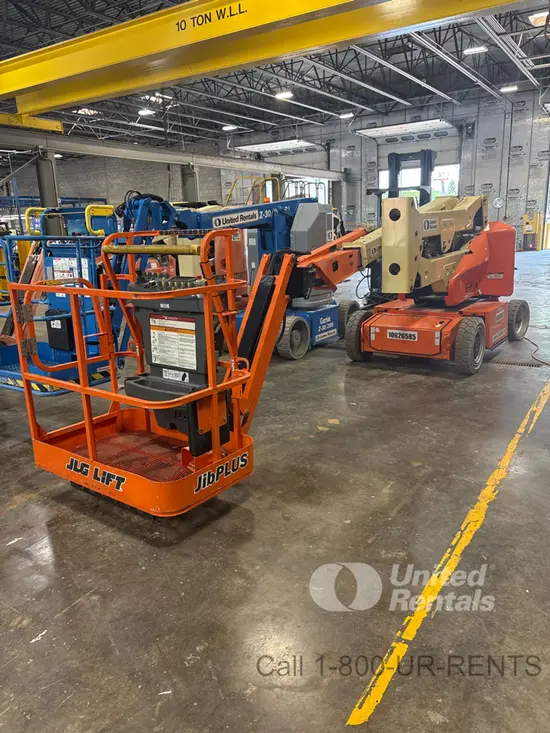2017 JLG E400AJPN Articulating Boom Lift