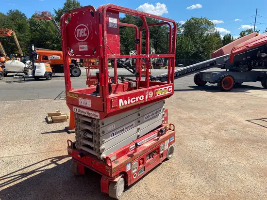 2019 MEC MICRO 19 Scissor Lift