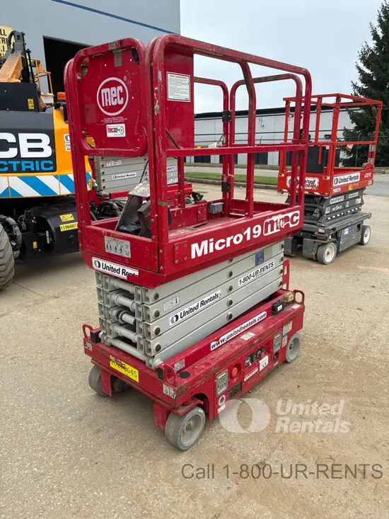 2018 MEC MICRO 19 Scissor Lift