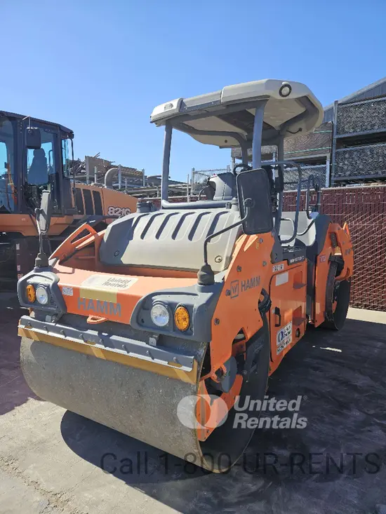 2018 Hamm HD+90iVV Double Drum Roller