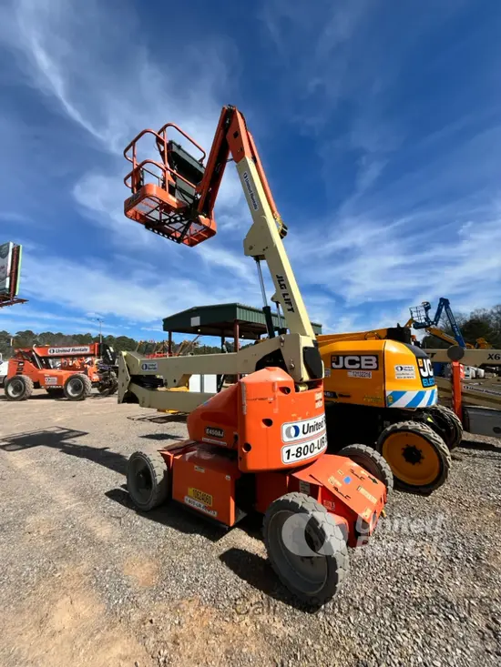 2017 JLG E450AJ Articulating Boom Lift