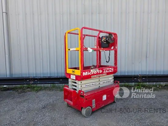 2021 MEC MICRO 19 Scissor Lift