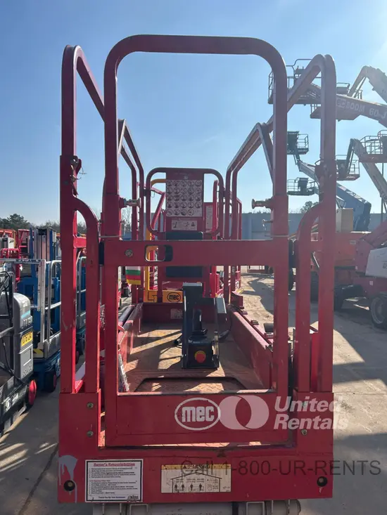 2019 MEC MICRO 26 Scissor Lift