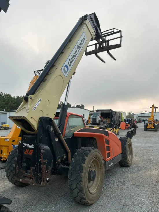 2018 JLG 1055 Forklift