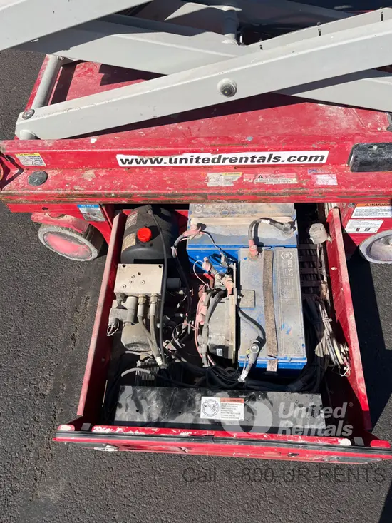 2019 MEC MICRO 19 Scissor Lift