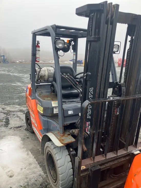 2019 Toyota 8FGU25 Warehouse Forklift