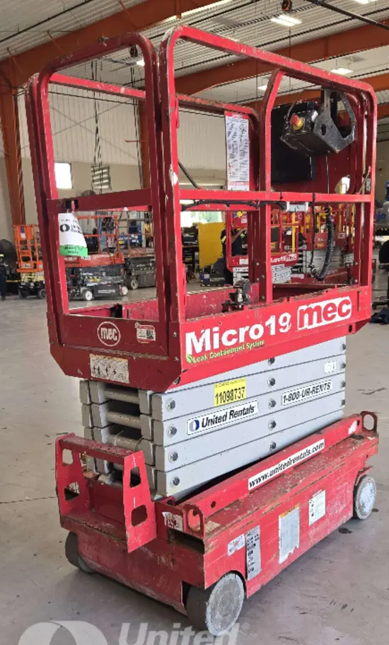 2020 MEC MICRO 19 Scissor Lift