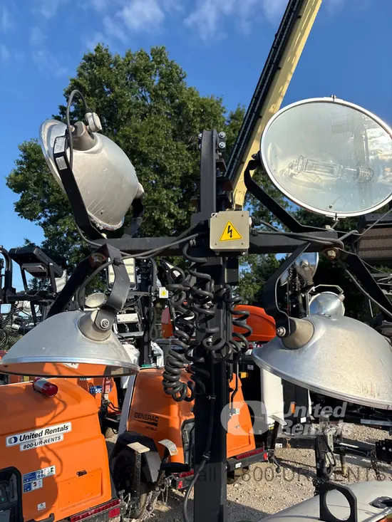 2020 Magnum Pro MLT6SM Portable Light Tower