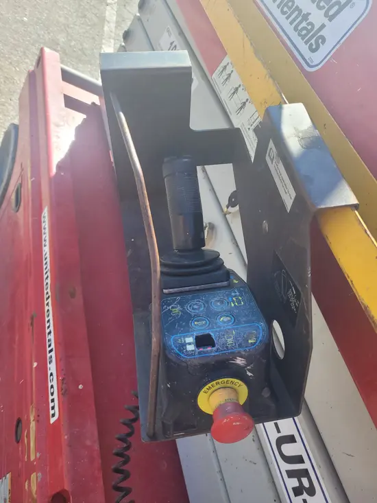 2019 MEC 3346SE Scissor Lift