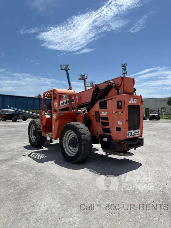 2018 SKYTRAK 8042 Forklift