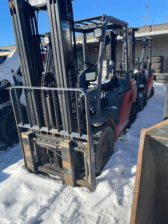 2019 Toyota 8FDU30 Warehouse Forklift
