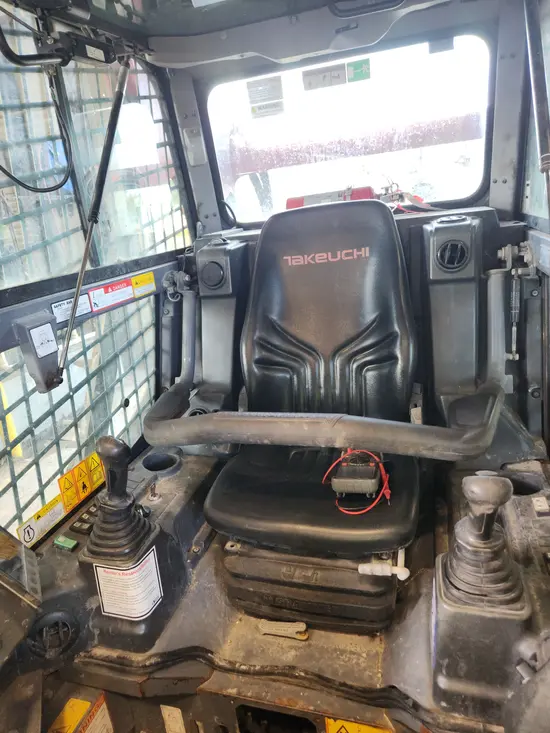 2020 Takeuchi TL12V2-CR Track Loader