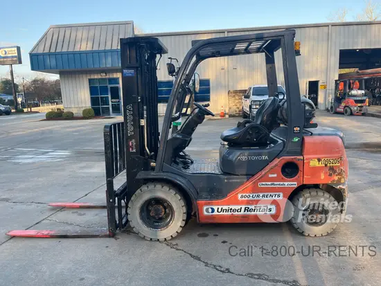 2020 Toyota 8FGU25 Forklift