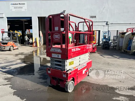 2017 MEC 1930SE Scissor Lift