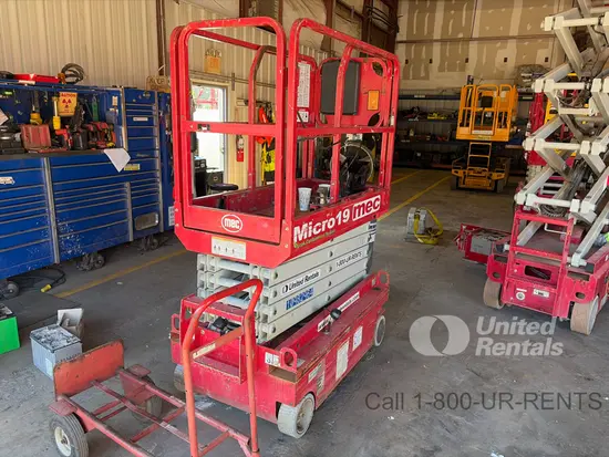 2019 MEC MICRO 19 Scissor Lift