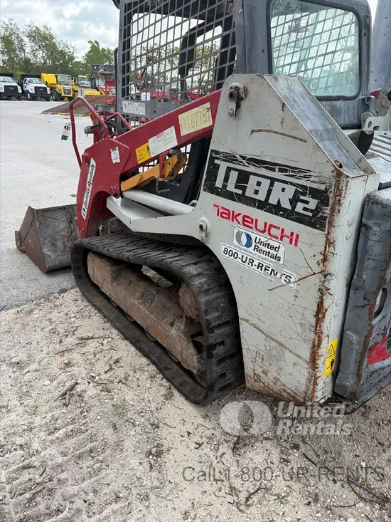 2021 Takeuchi TL8R2R Track Loader