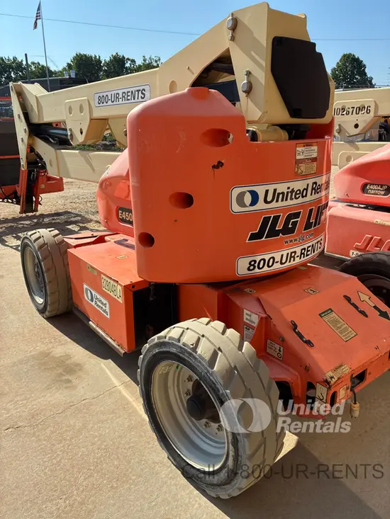 2016 JLG E450AJ Articulating Boom Lift
