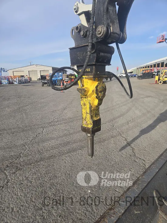 2017 Atlas Copco SB 452 Attachment