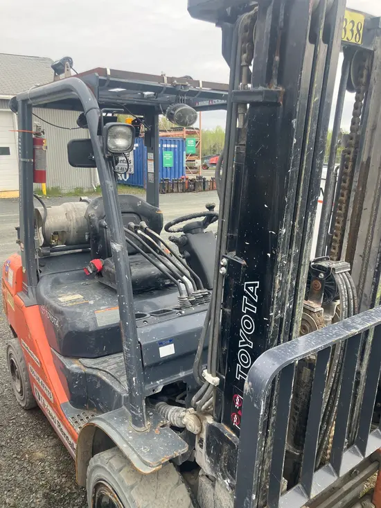 2019 Toyota 8FGU30 Warehouse Forklift