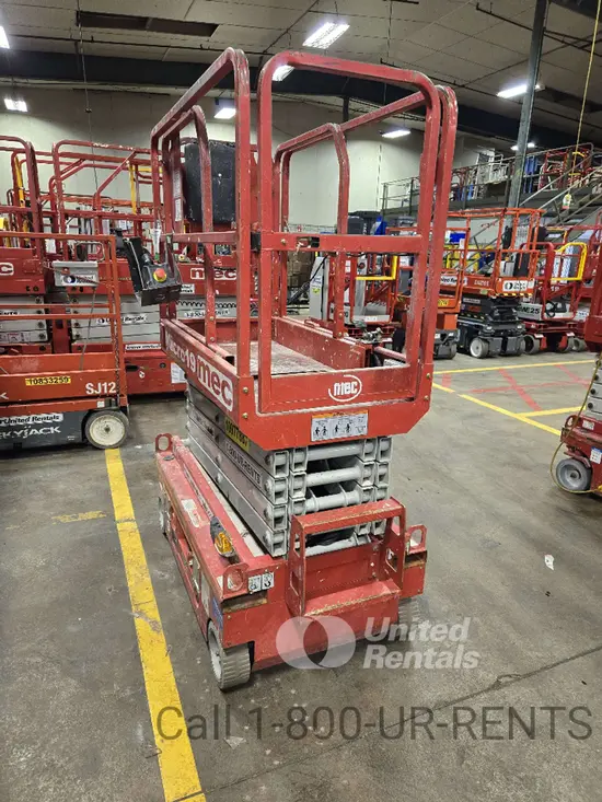 2019 MEC MICRO 19 Scissor Lift