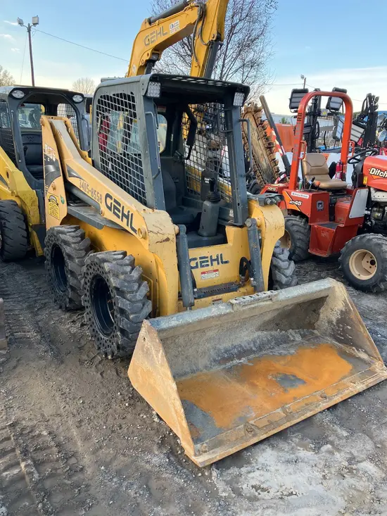 2017 Gehl R165 Track Loader