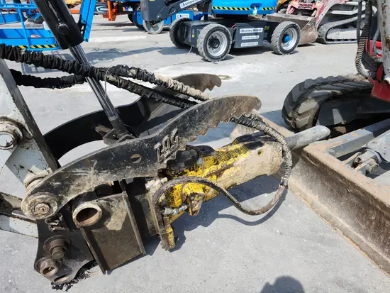 2021 Epiroc SB 452 Attachment