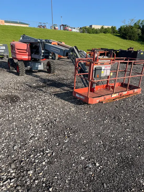 2017 Skyjack SJ63AJ Articulating Boom Lift