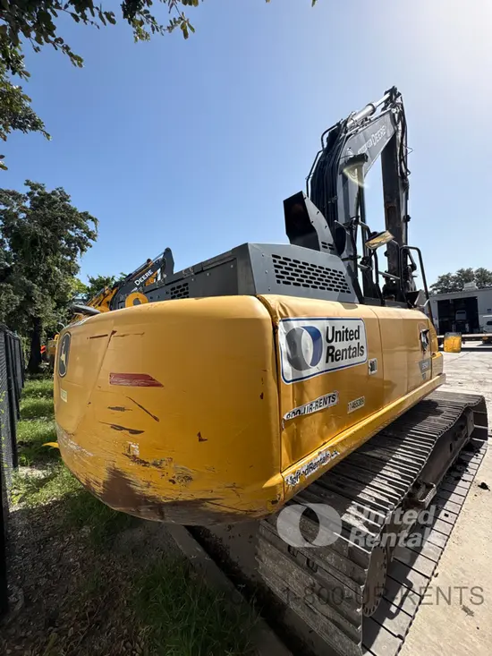 2022 John Deere 350P Excavator