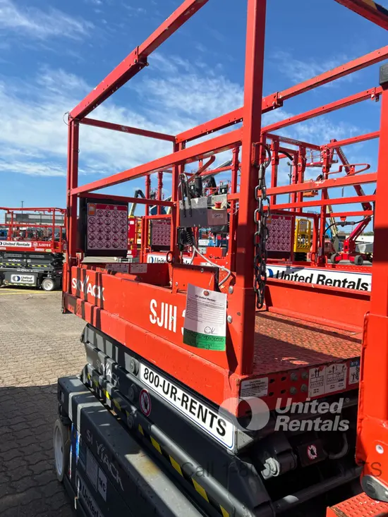 2017 Skyjack SJIII3219 Scissor Lift