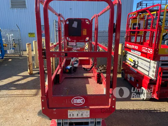2018 MEC MICRO 19 Scissor Lift