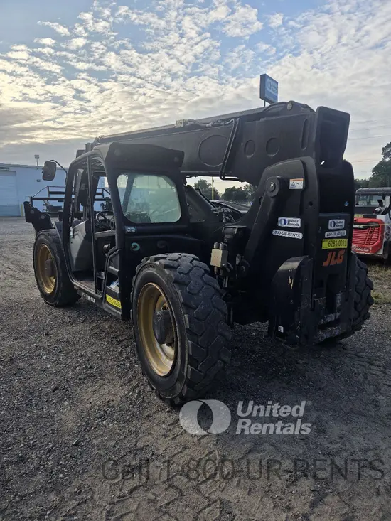 2019 JLG 1043 Forklift