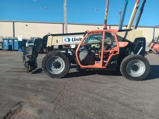2016 JLG 642 Forklift