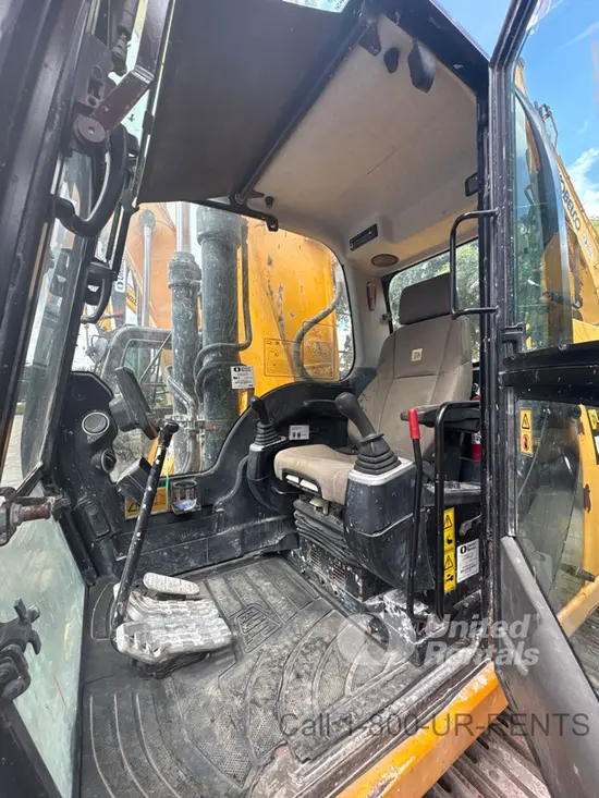 2020 JCB JS370 Excavator