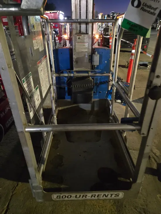 2018 Genie GR-20 Self-Propelled One-Person Lift