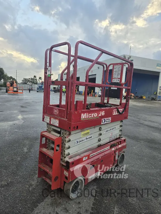 2020 MEC MICRO 26 Scissor Lift