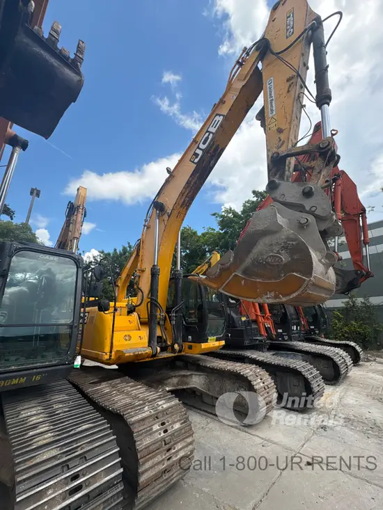 2020 JCB JS370 Excavator