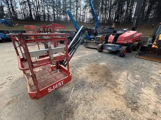 2016 Skyjack SJ45T Boom Lift