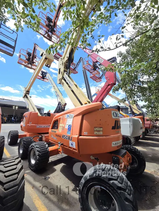 2017 JLG 450AJ Articulating Boom Lift