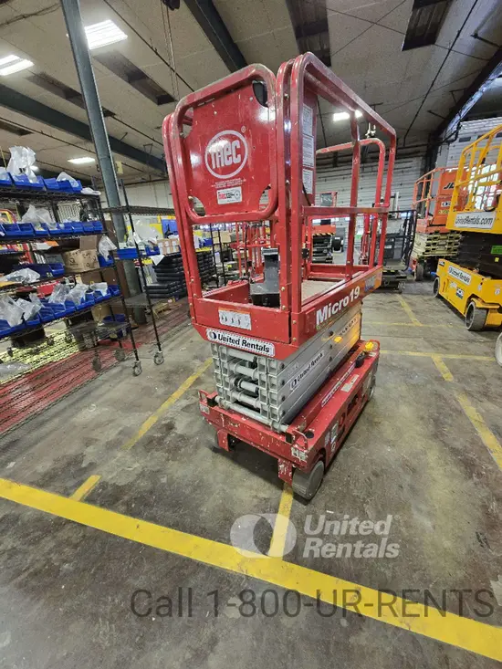 2019 MEC MICRO 19 Scissor Lift