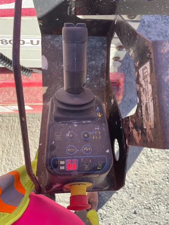 2018 MEC MICRO 19 Scissor Lift