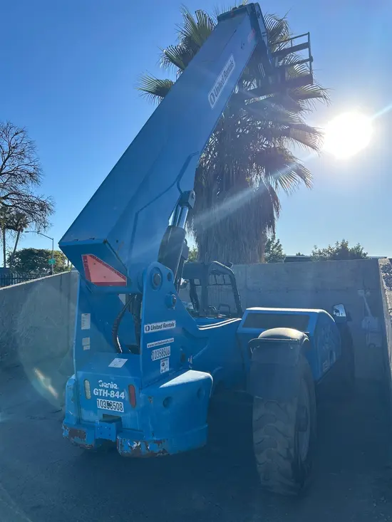 2015 Genie GTH-844 Forklift