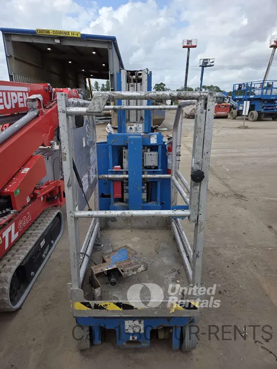 2021 Genie GR-15 Self-Propelled One-Person Lift